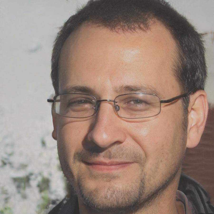 Erfahrener Finanzberater und Unternehmensstratege